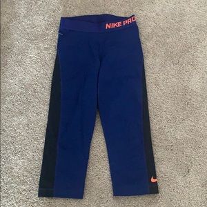 Nike 3/4 length workout tights